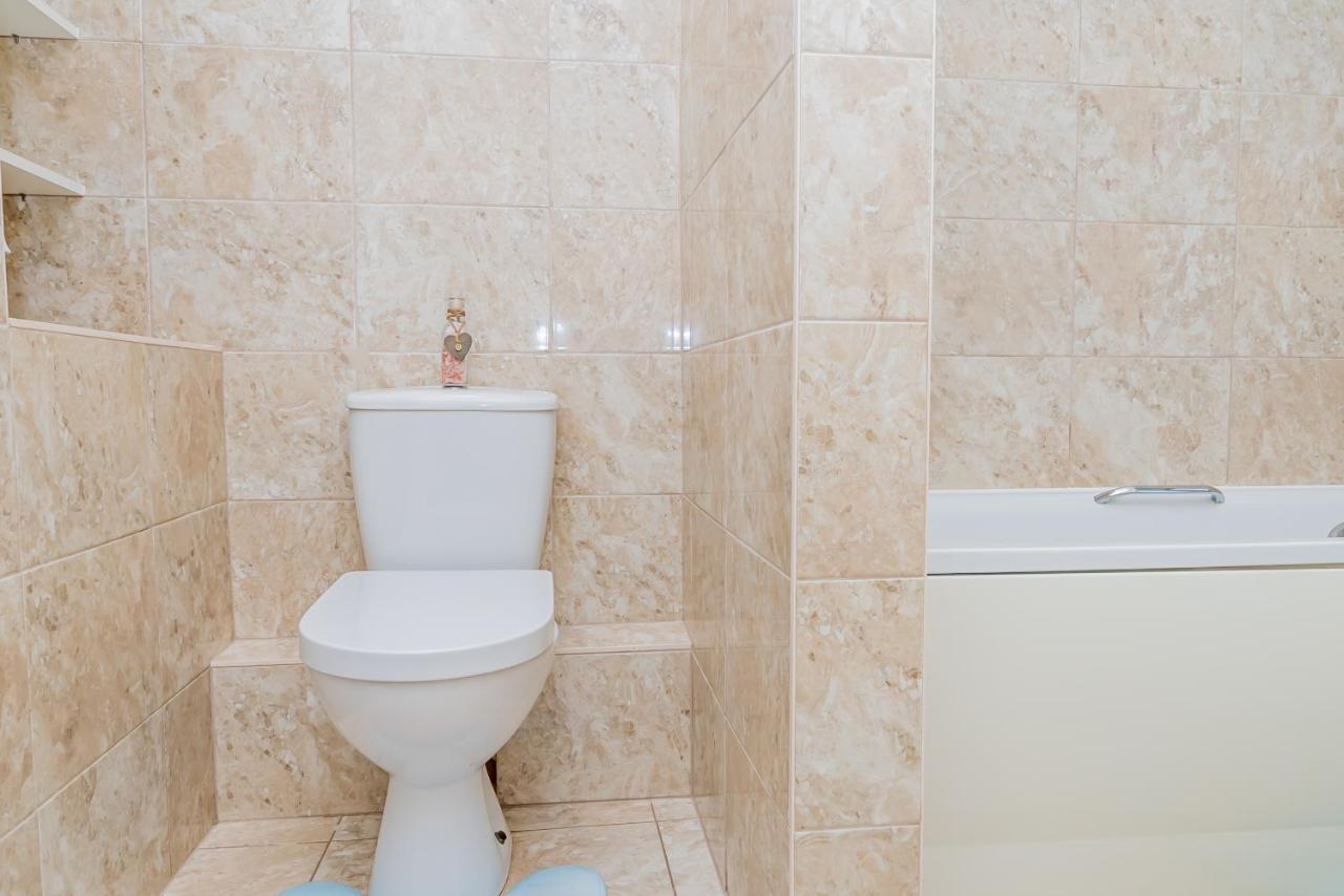 Shirley House 2, Self Catering Guest House, Self Check In, Smart Locks, 10 Min Walk To Southampton General, Aspire And Princess Anne Hospitals, Access To Fully Equipped Kitchen, Excellent Transport Links, Ideal For Longer Stays And Hospital Shifts エクステリア 写真