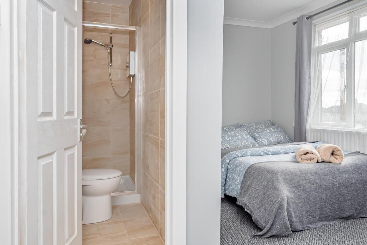 Shirley House 2, Self Catering Guest House, Self Check In, Smart Locks, 10 Min Walk To Southampton General, Aspire And Princess Anne Hospitals, Access To Fully Equipped Kitchen, Excellent Transport Links, Ideal For Longer Stays And Hospital Shifts エクステリア 写真